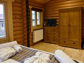 Chesters Lodge