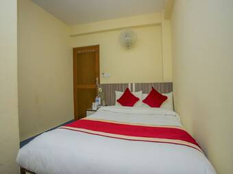 Oyo 297 Hotel Aayam