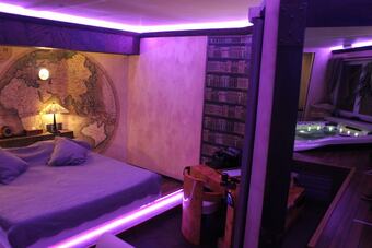 Hotel Bubble Lounge