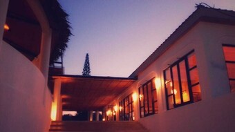 Hotel Yama Resort