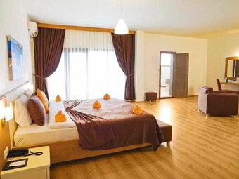 Legend Hotel Riva