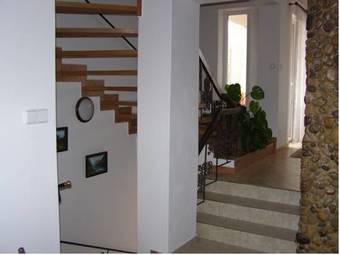 Alton Garni Hotel