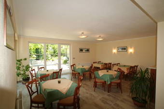 Apartamentos Pension Kiwi
