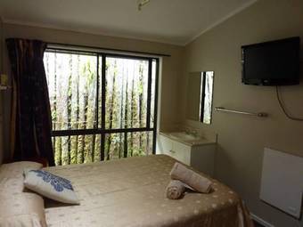 Sunflower Lodge