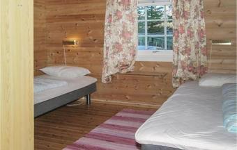 Holiday Home Eresfjord �ver�s II