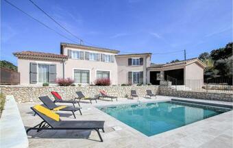 Nice Home In St Thom� With Outdoor Swimming Pool, Wifi And 7 Bedrooms