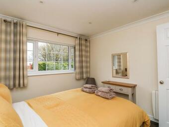 Marsh View Cottage