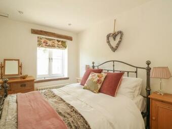 Ivy Cottage