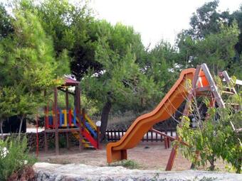 Remenzo Hotel