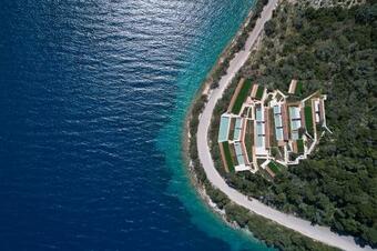 Hotel Azur Retreat