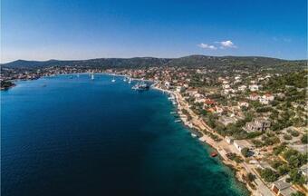 Two-bedroom Apartment In Vinisce