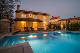 Villa Olive - With Pool