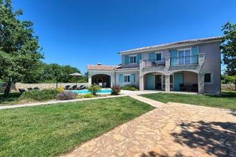 Villa Krmed