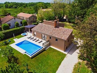 Villa Ferlini