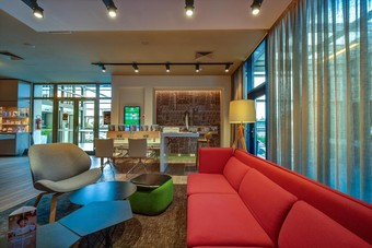 Hotel Holiday Inn Prague Airport