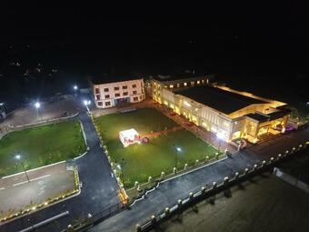 Mayur Hotel & Resort
