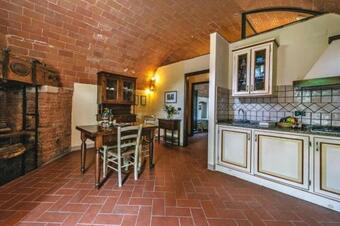 Apartamento Agri-tourism Tenuta Quarrata Santo Pietro Belvedere - Ito04100d-dyc