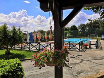 Spacious Villa In Tavullia With Swimming Pool