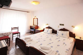 Hotel Fourkos