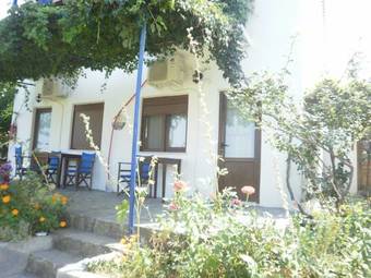 Mirsini Apartments