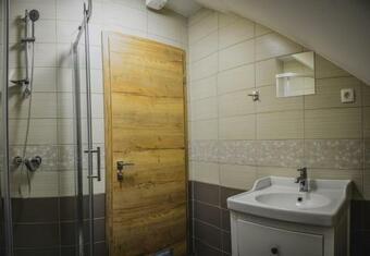 Hostal Ta Fabrika