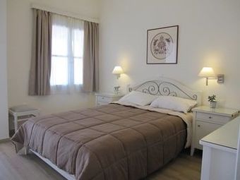 Hotel Perigiali