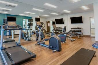 Holiday Inn Express & Suites - Phoenix Dwtn - State Capitol, An Ihg Hotel