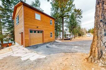 Little Doe Cabin