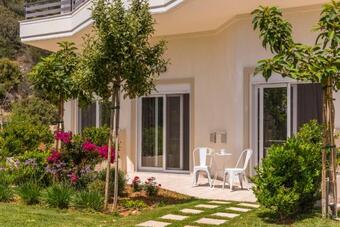 Mear Luxury Apartments And Studios