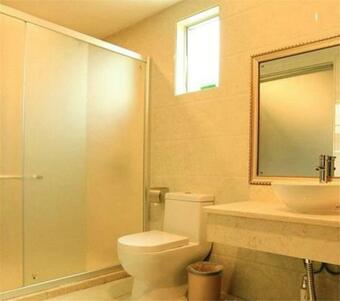 Vienna Hotel Shenzhen Gongming Nanhuan Road
