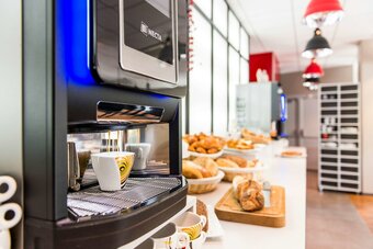 Hotel Kyriad Lyon Est - Stadium - Eurexpo