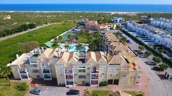 Aparthotel Praia Da Lota Beachfront Resort - Hotel & Apartments