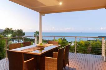 Hydeaway Bay Beach House