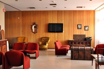 Hotel Meia Lua
