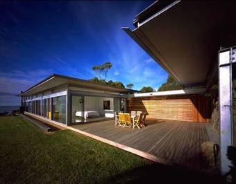 Villa Avalon Coastal Retreat