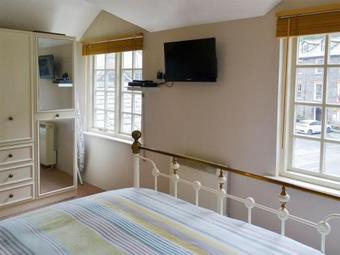 Tregullan Cottage