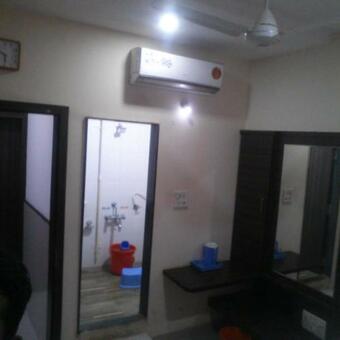 Hotel Rajyog Lodge