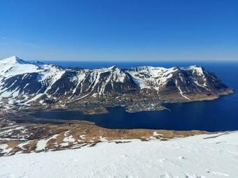 Apartamento Hl��arvegur 20 - Gagginn