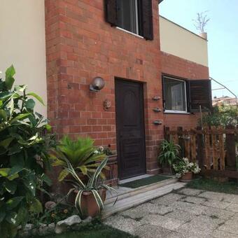 Bed & Breakfast Mirella's House Viaverona