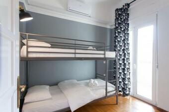Stylish 2bdrm Apartment In Plaka With Acropolis View