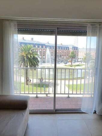 Excelente Departamento Muy Buena Ubicación, Frente Al Casino A Metros de La Playa Y Peatonal San Martin