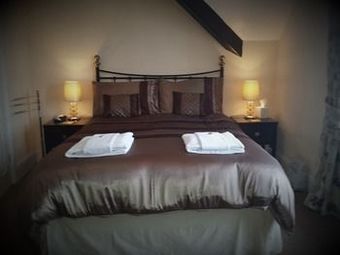 Hostal Ascot House