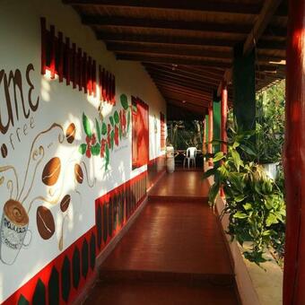 Agroturismo Alojamiento Rural Caf� Yarumo
