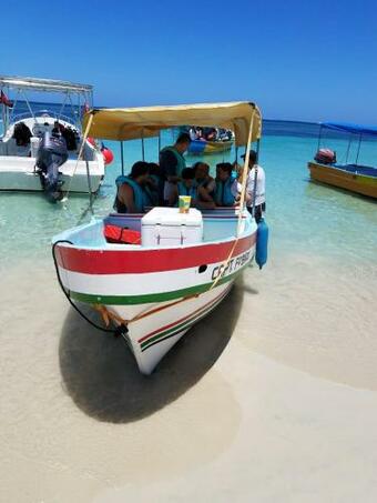 Apartamento Roatan Day Trip Vacations Rental