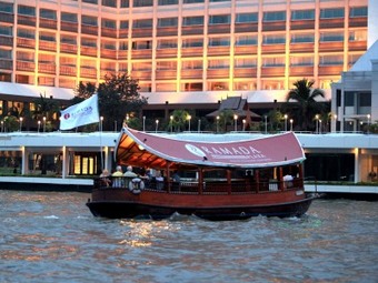 Hotel Ramada Plaza Menam Riverside