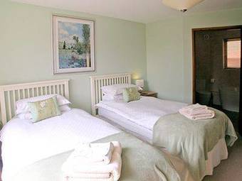 Oaktree Cottage