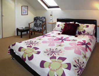 Hostal The Rosemont