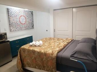 Entire Apartment 2,university Lakes