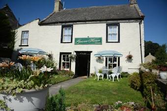 Bed & Breakfast Grove House