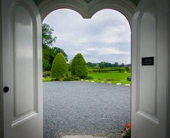 Aynsome Manor Hotel